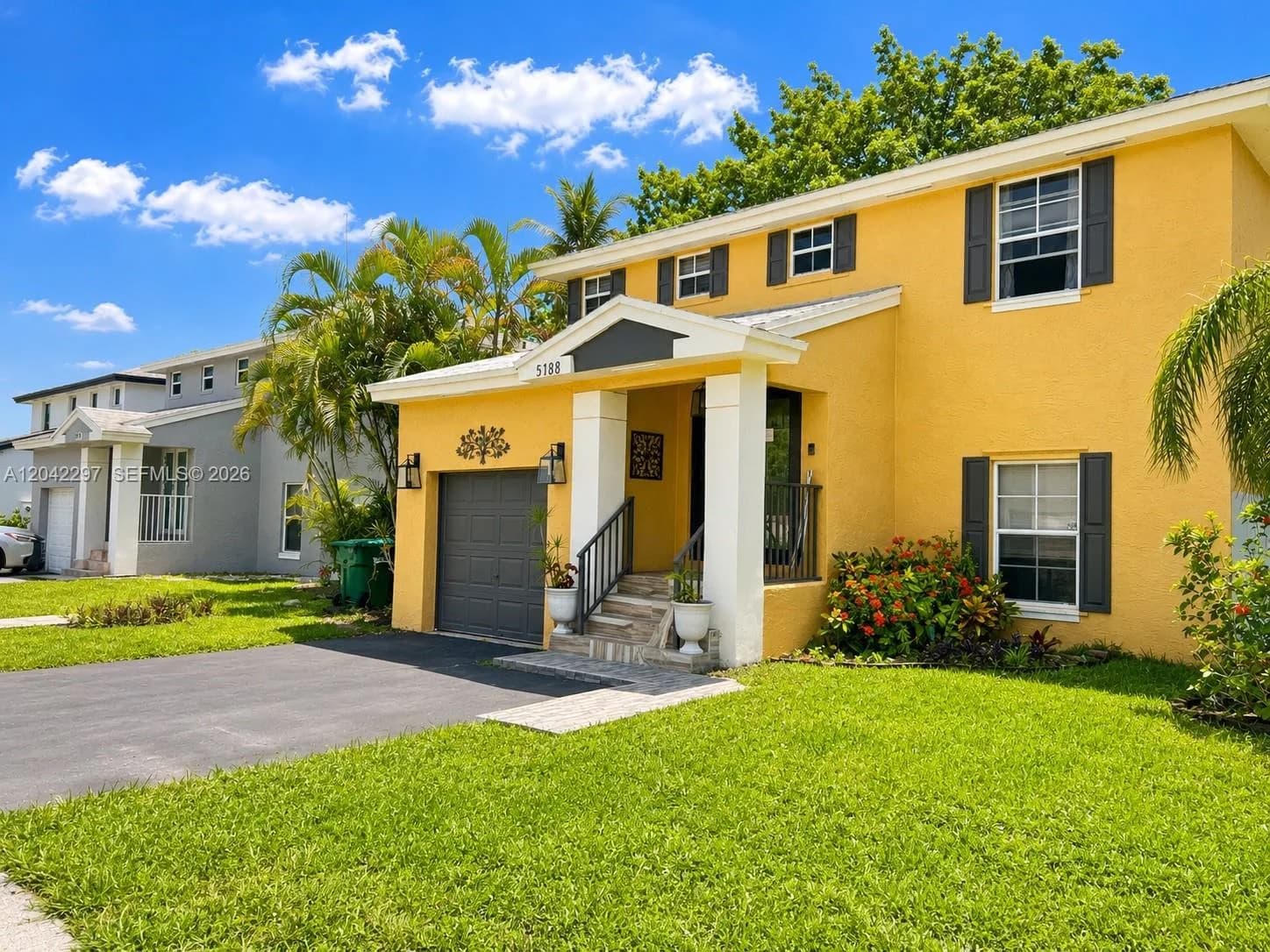 5788 Woodland Point Dr, Tamarac, FL 33319