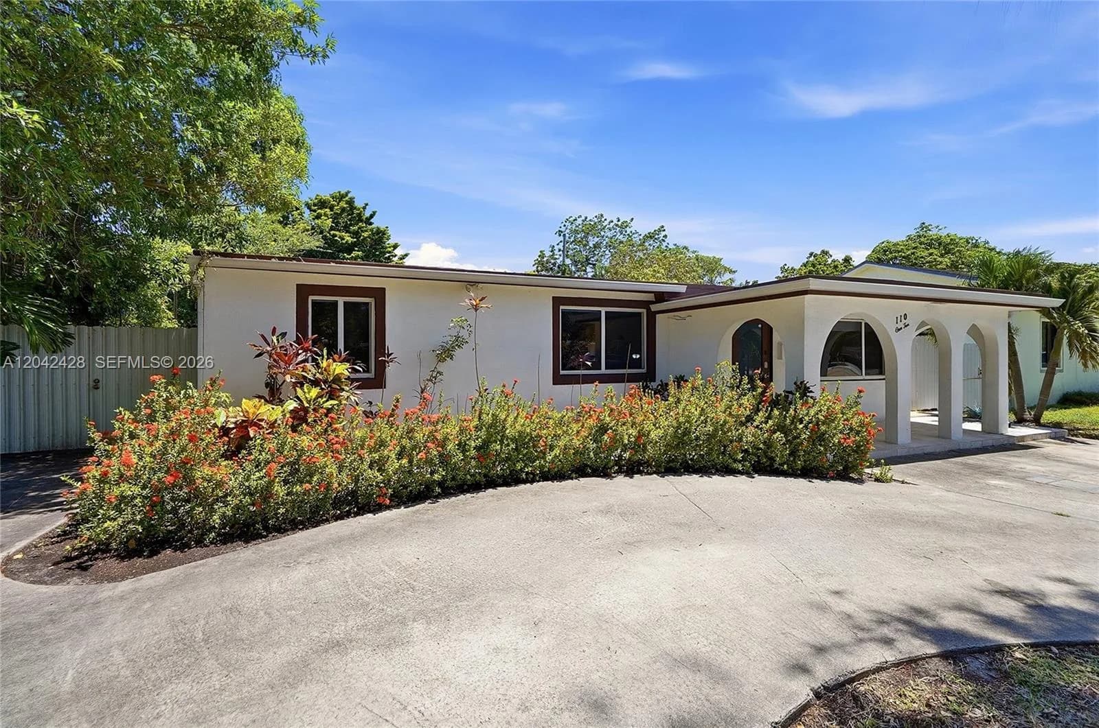 110 NW 125th St, North Miami, FL 33168