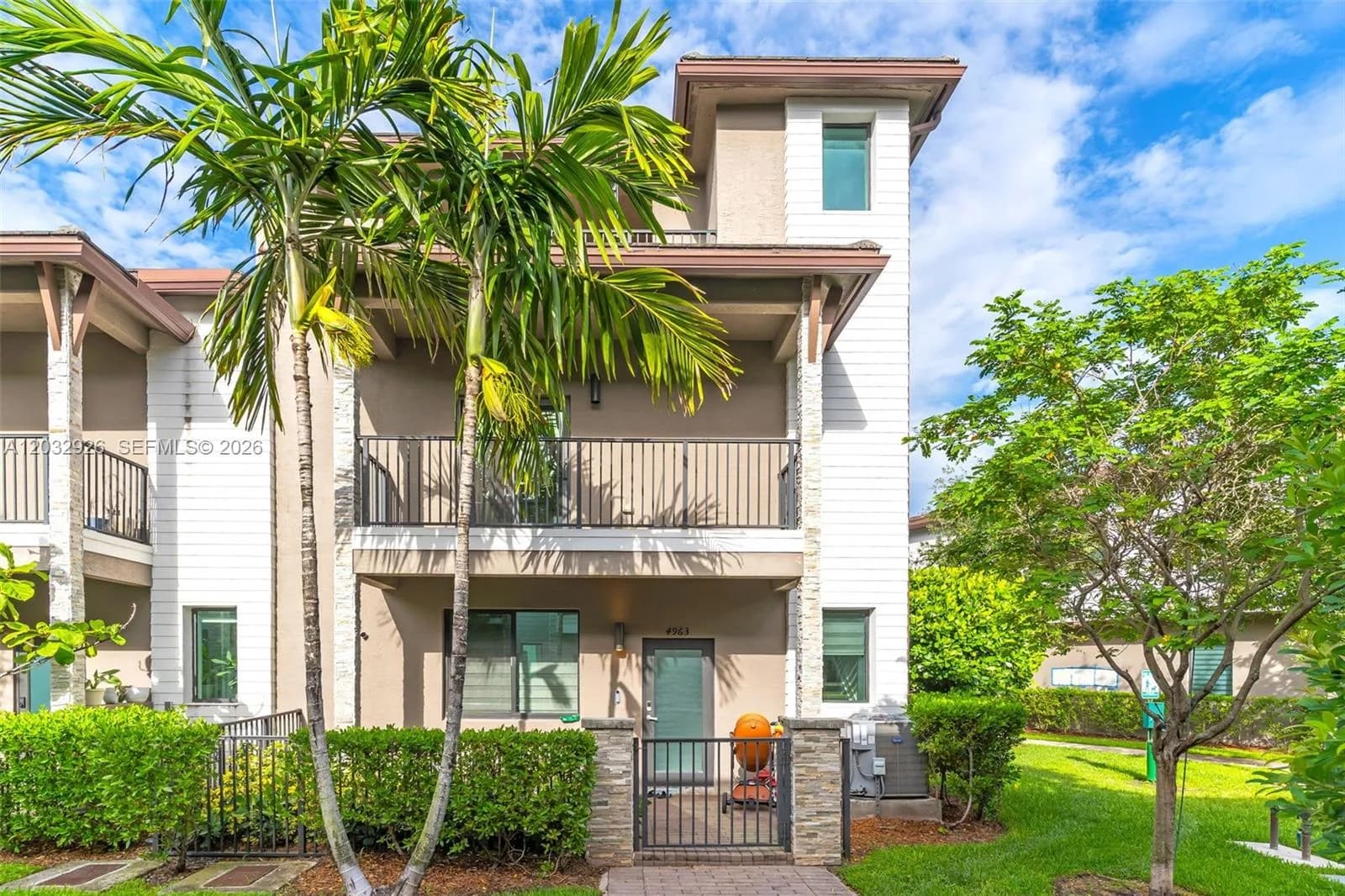 4963 NW 83rd Path # 4963, Doral, FL 33166