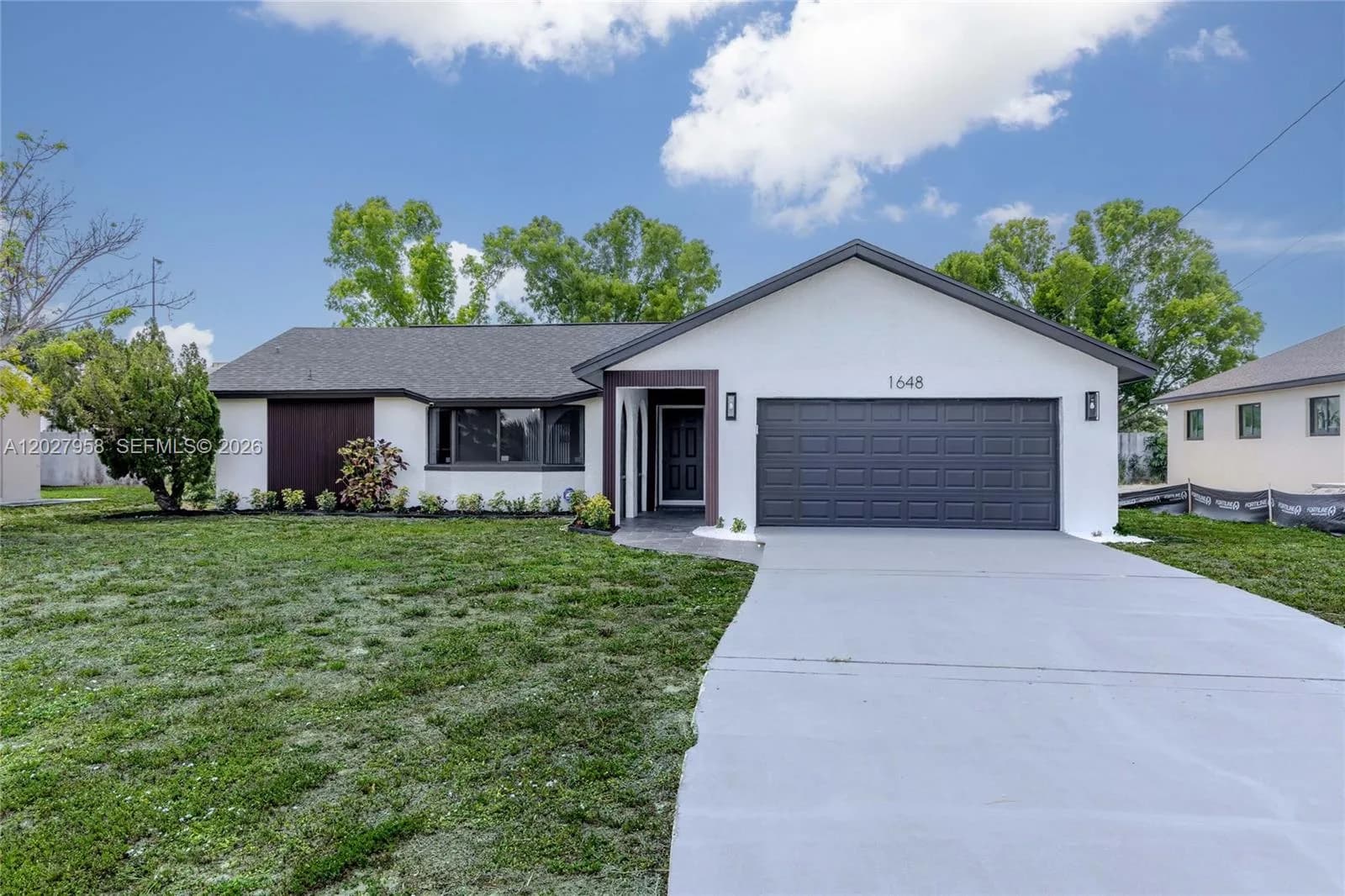 1648 Coral Point Dr, Cape Coral, FL 33990