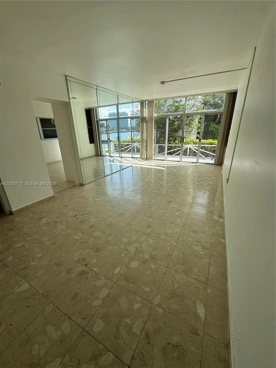 10281 E Bay Harbor Dr # C1, Bay Harbor Islands, FL 33154