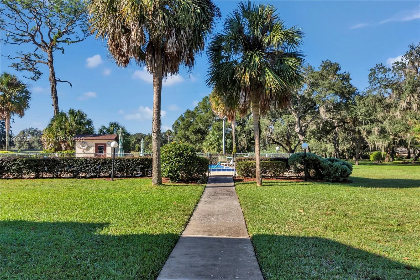 737 Midway Dr # B, Ocala, FL 34472