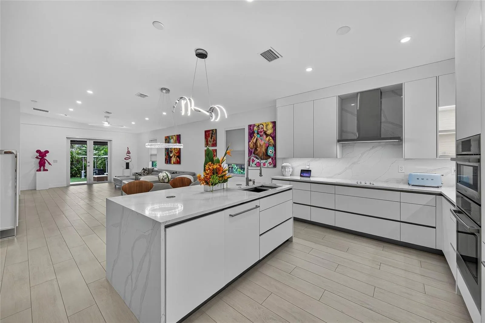 21 NE 25th Street, Wilton Manors, FL 33305