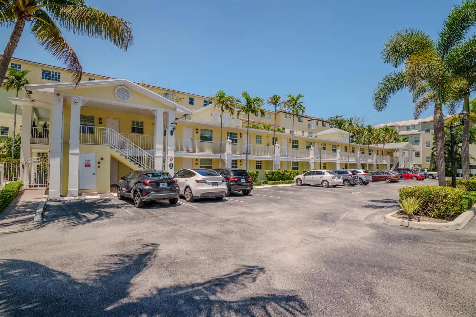 2660 NE 8th Avenue # 106, Wilton Manors, FL 33334