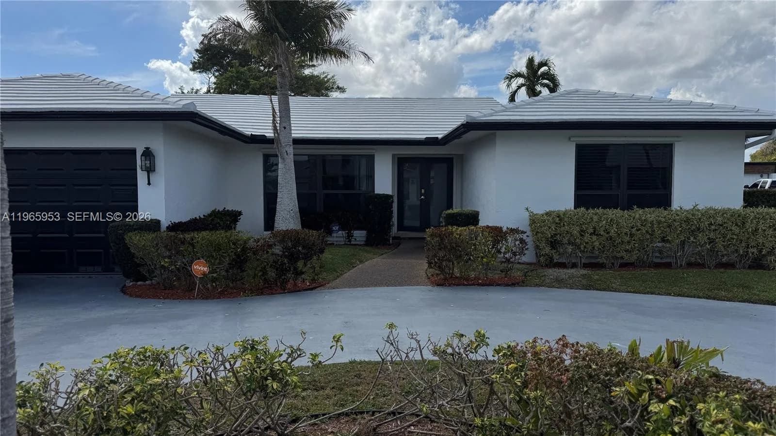 4905 Bayberry Ln, Tamarac, FL 33319
