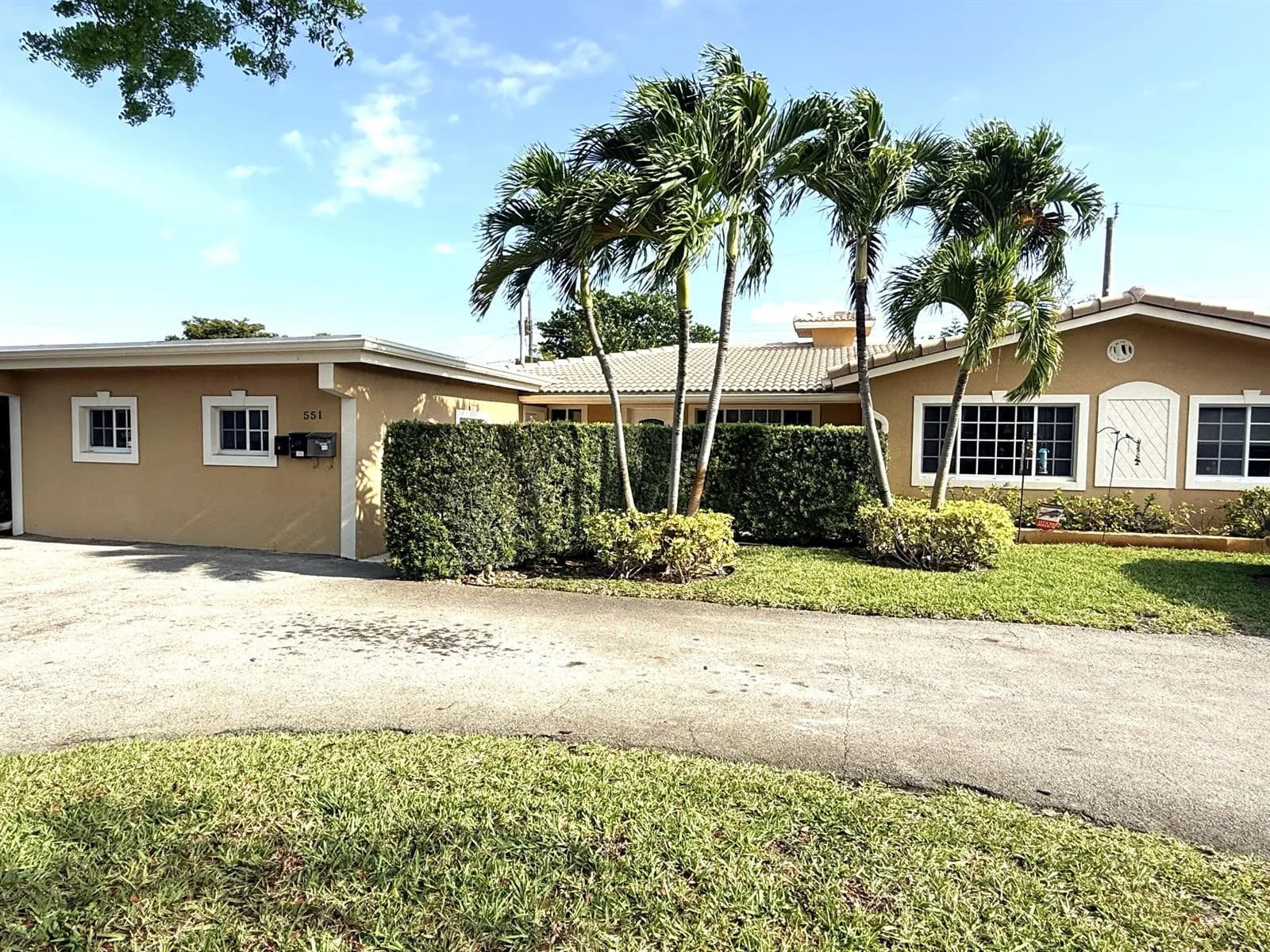 551 SE 15th Street # W, Pompano Beach, FL 33062