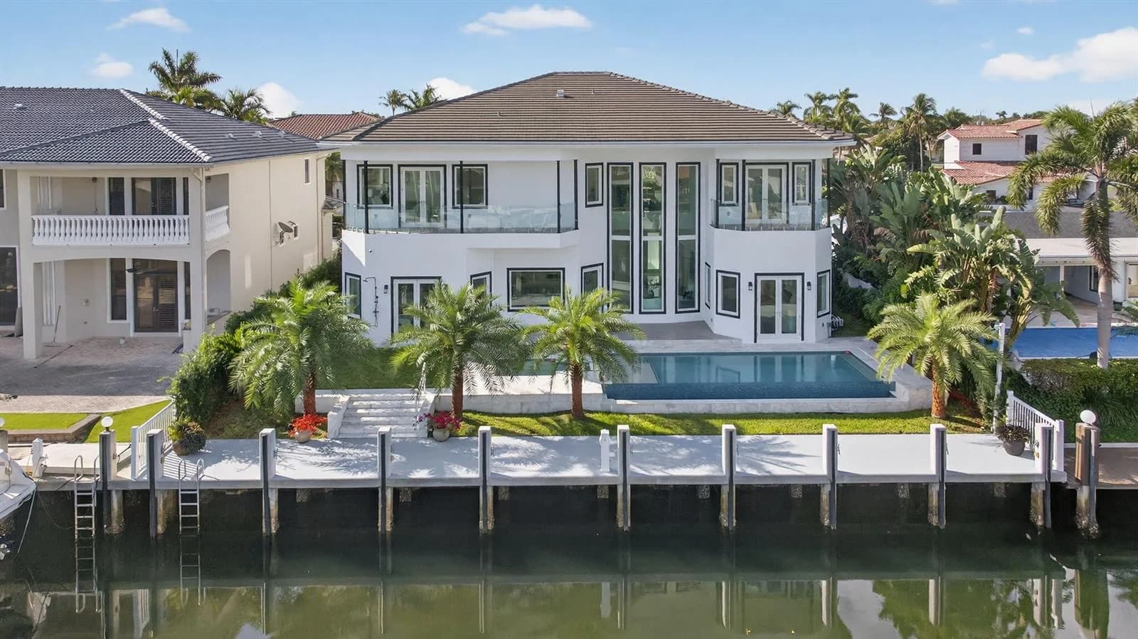 2641 NE 48th Street, Lighthouse Point, FL 33064
