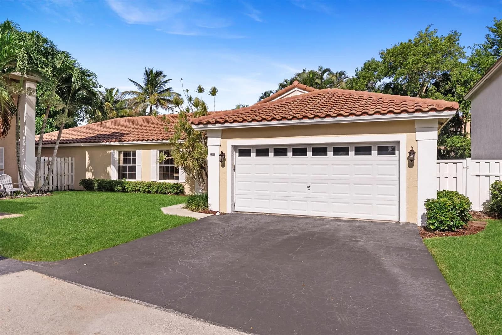 9532 NW 9th Court, Plantation, FL 33324