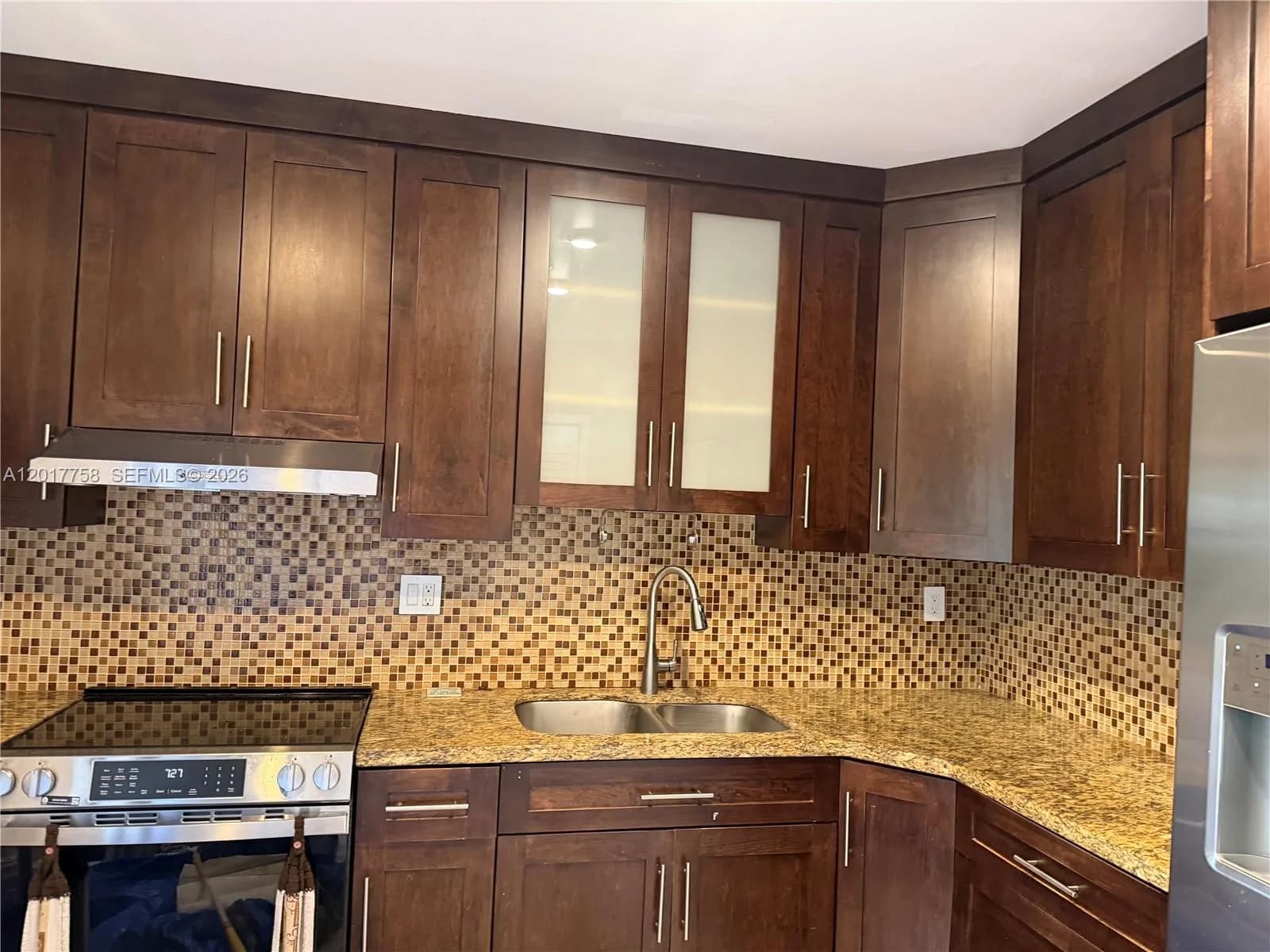 421 Swallow Dr # 12, Miami Springs, FL 33166