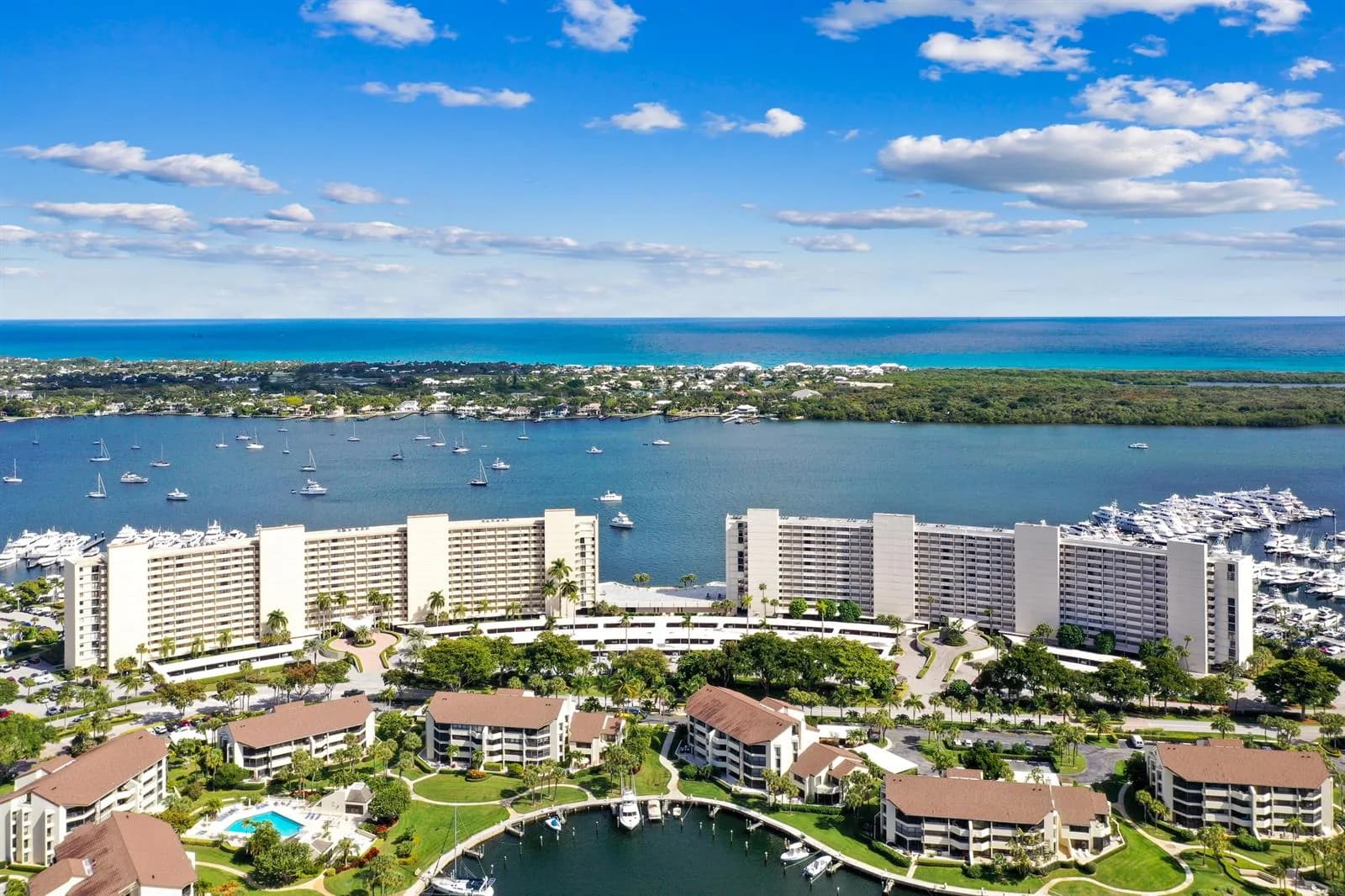 134 Lakeshore Drive # 814, North Palm Beach, FL 33408