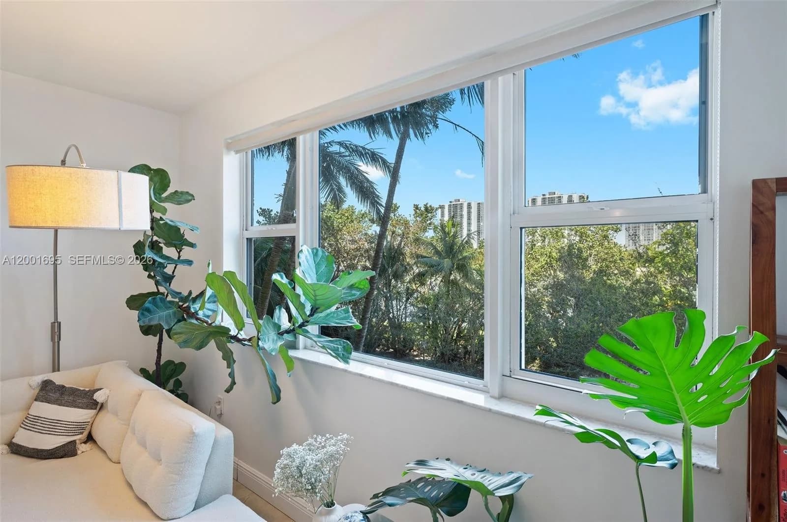 20000 E Country Club Dr # 314, Aventura, FL 33180