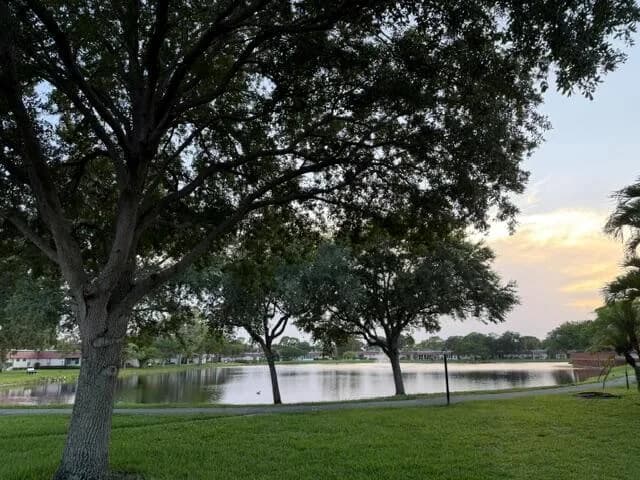 542 FRANCONIA Circle, Lake Worth, FL 33467