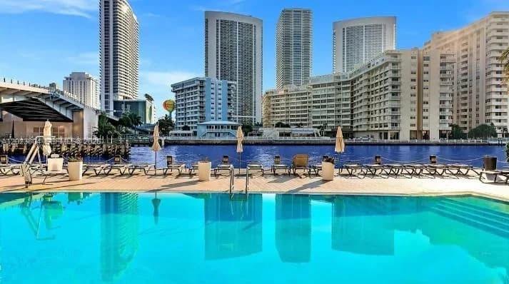 2602 E Hallandale Beach Blvd # R309, Hallandale Beach, FL 33009