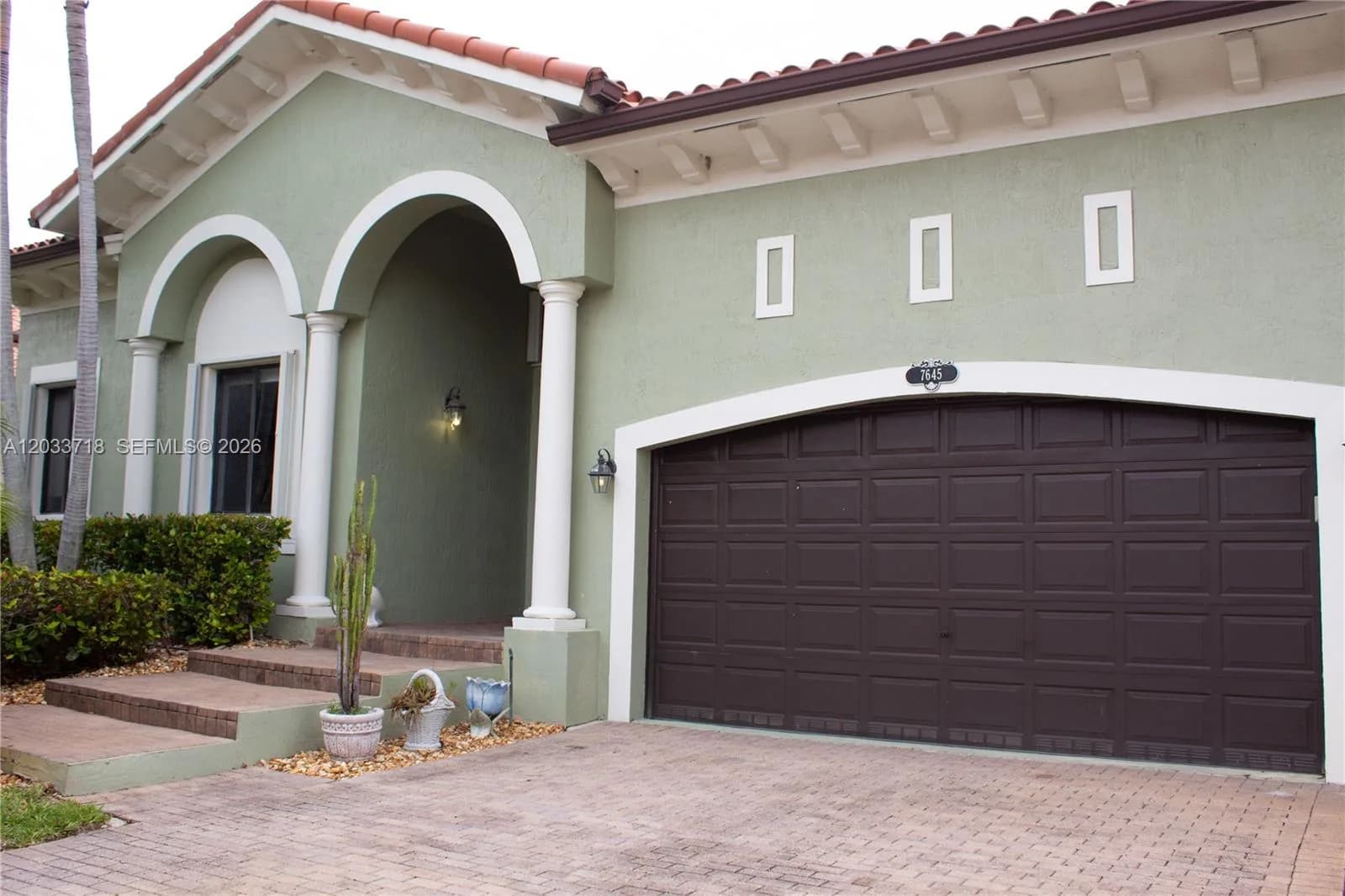 7645 SW 193rd Ln, Cutler Bay, FL 33157