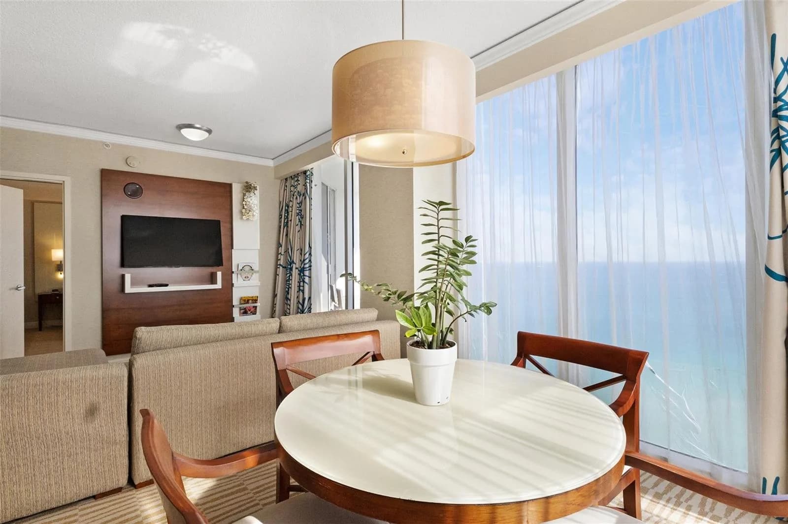 18001 Collins Avenue # 2614, Sunny Isles Beach, FL 33160