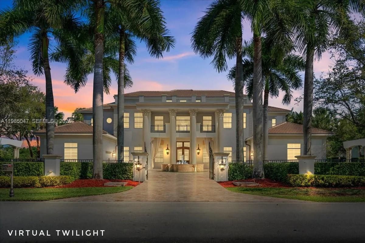 16755 Berkshire Ct, Southwest Ranches, FL 33331