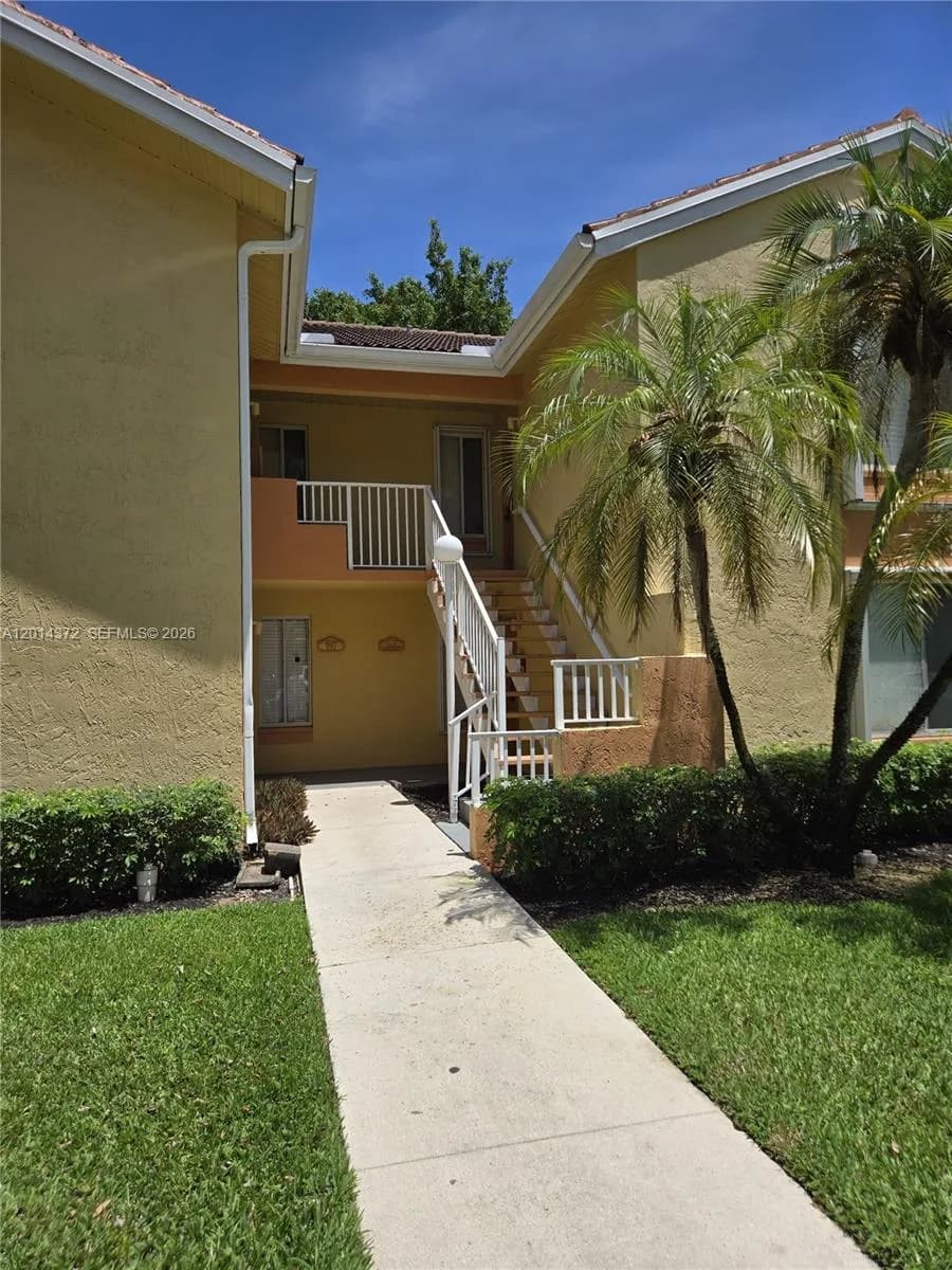 1001 Coral Club Dr # 1001, Coral Springs, FL 33071