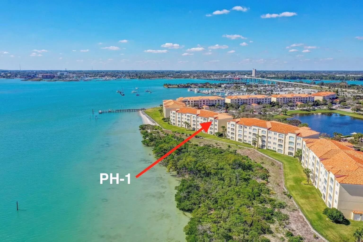 29 Harbour Isle Drive W # Ph01, Hutchinson Island, FL 34949