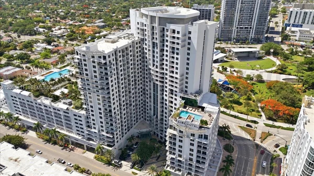 1776 Polk St # 703, Hollywood, FL 33020