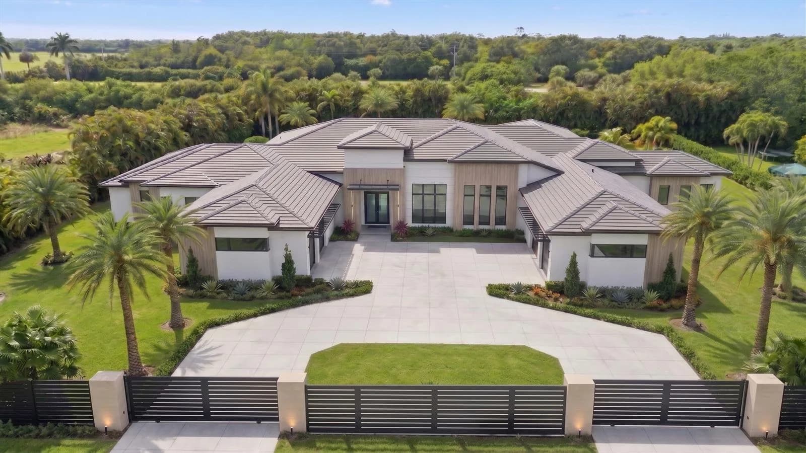 3905 Fieldview Way, Wellington, FL 33414