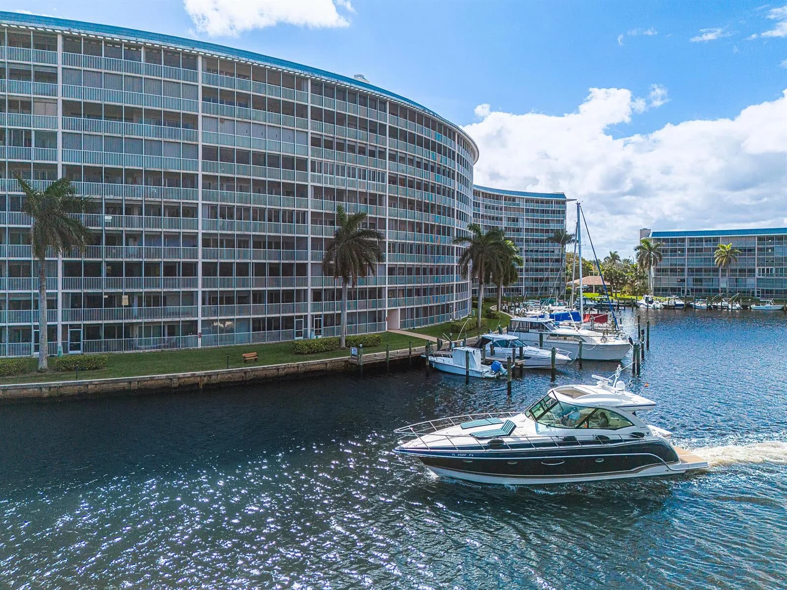 1537 E Hillsboro Boulevard # 243, Deerfield Beach, FL 33441
