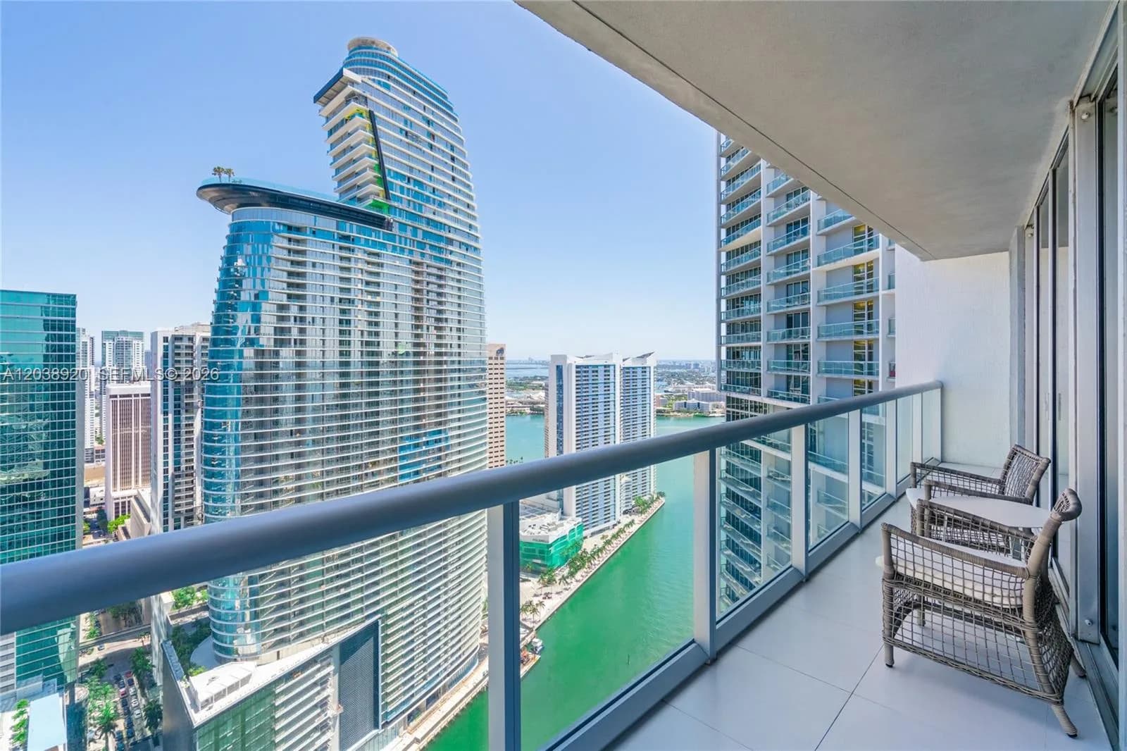 475 Brickell Ave # 4315, Miami, FL 33131