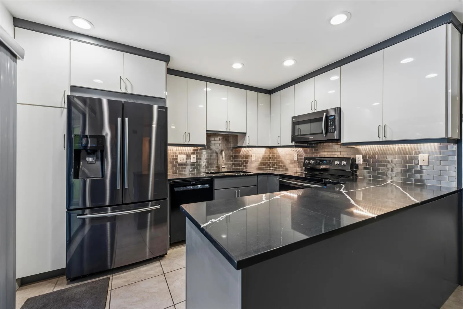 3852 SE Jefferson Street, Stuart, FL 34997