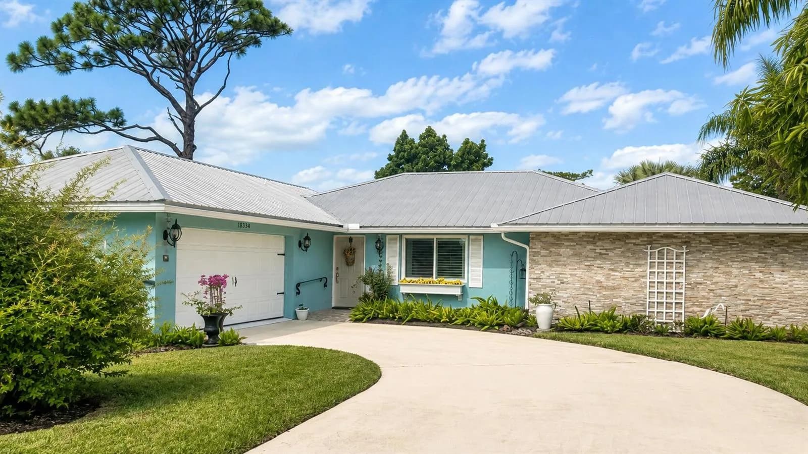 18334 SE Tee Lane, Tequesta, FL 33469