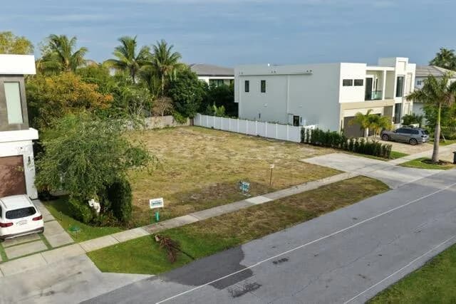 1001 NE 3rd Avenue, Boca Raton, FL 33432