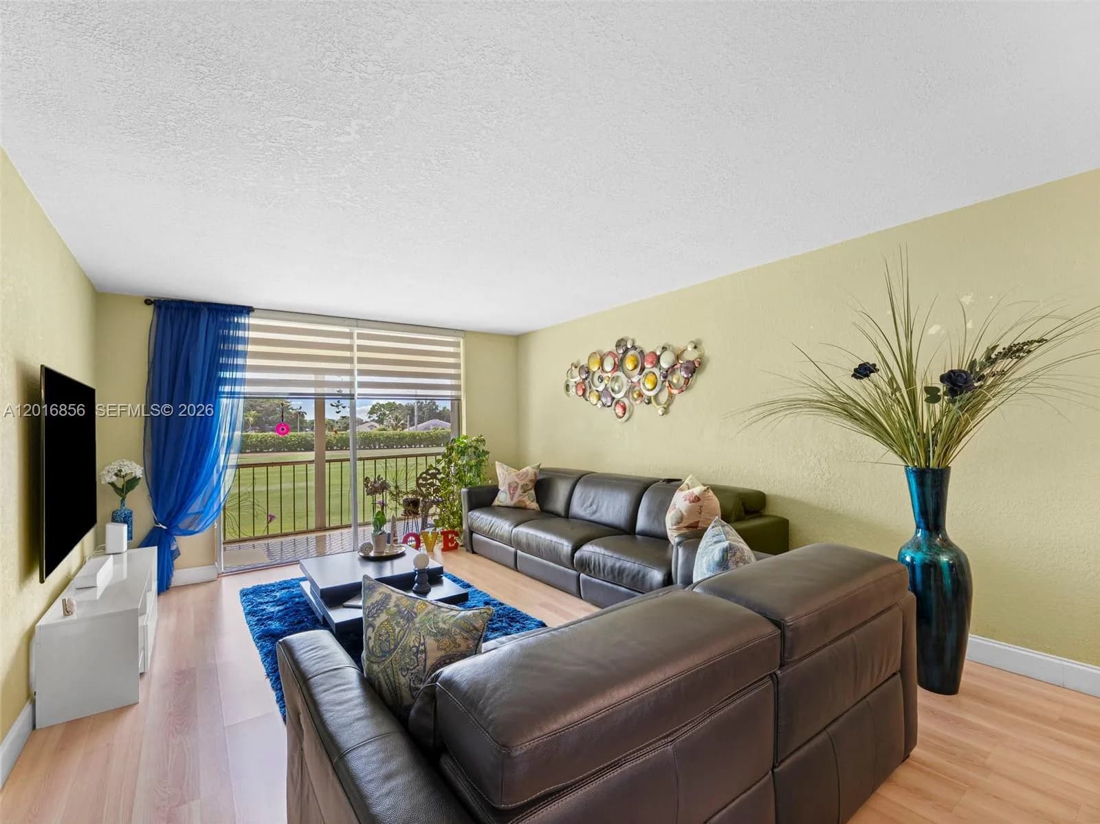 9820 S Hollybrook Lake Dr # 208, Pembroke Pines, FL 33025