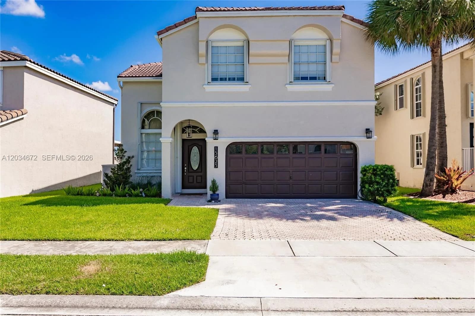 15623 NW 5th St, Pembroke Pines, FL 33028