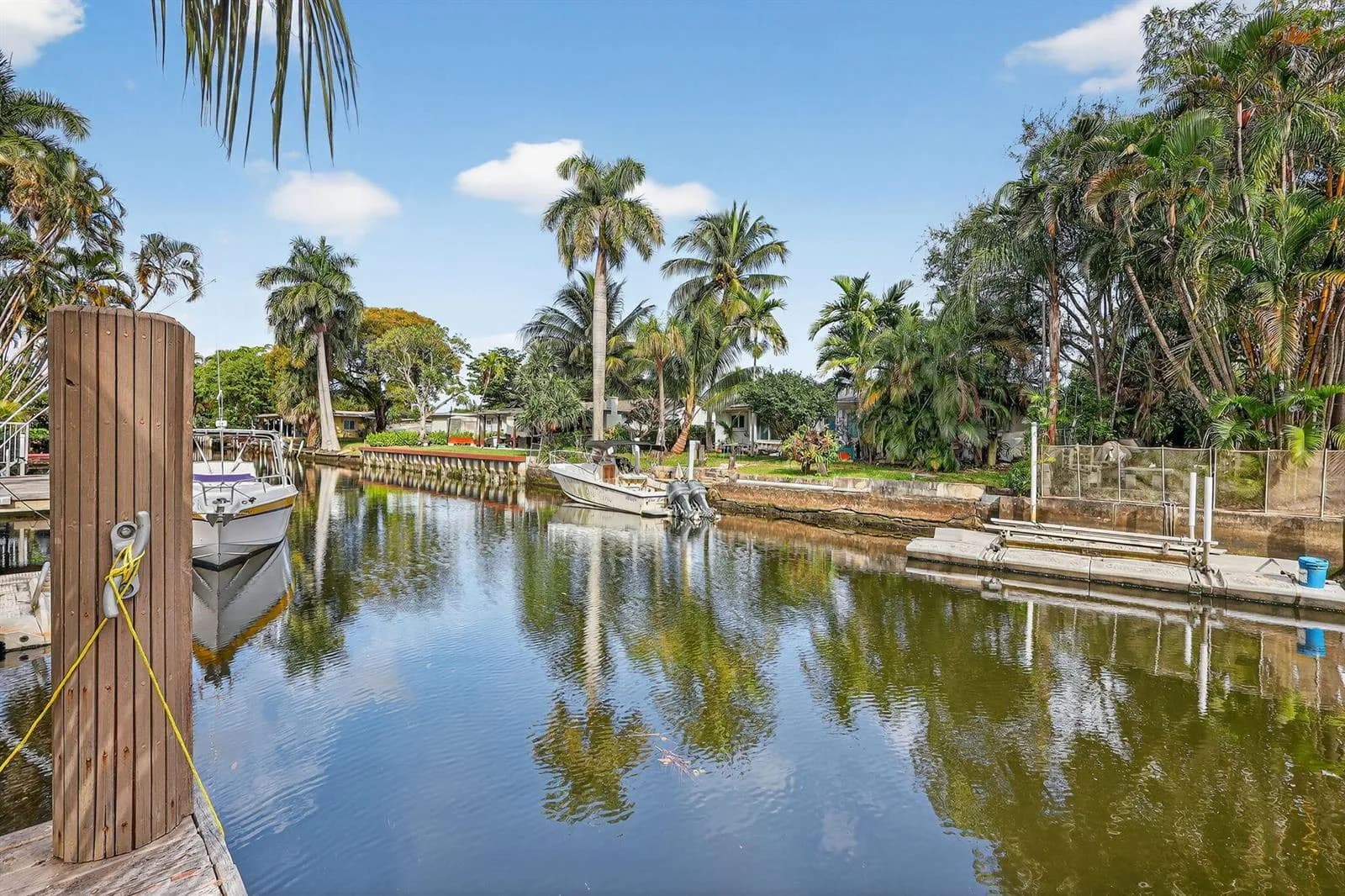 4540 SW 28th Terrace, Dania Beach, FL 33312