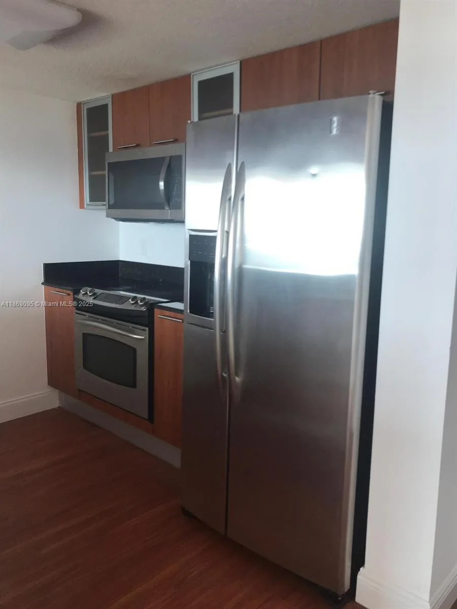1800 N Bayshore Dr # 3910, Miami, FL 33132