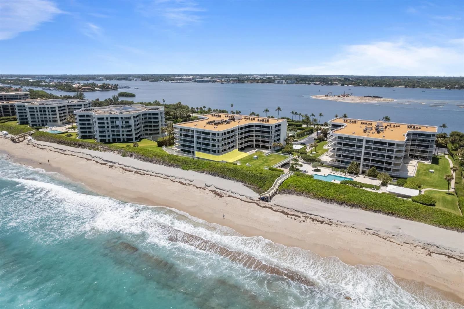 3300 S Ocean Boulevard # 103s, Palm Beach, FL 33480