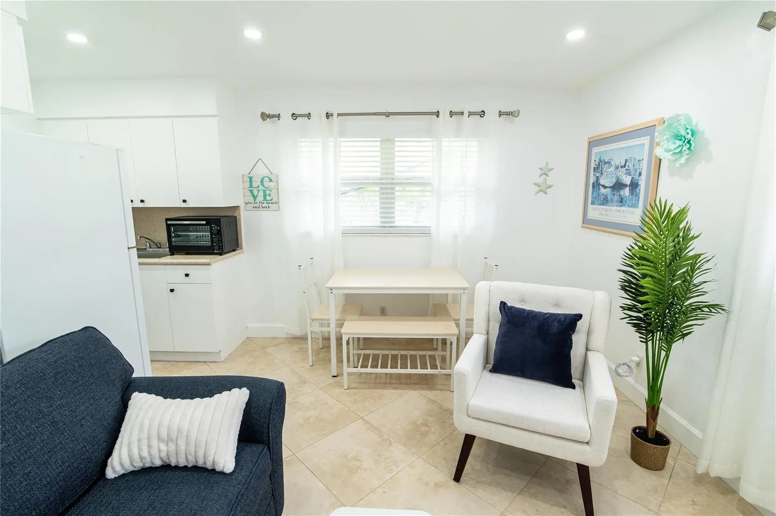 3230 NE 13th Street # 203, Pompano Beach, FL 33062