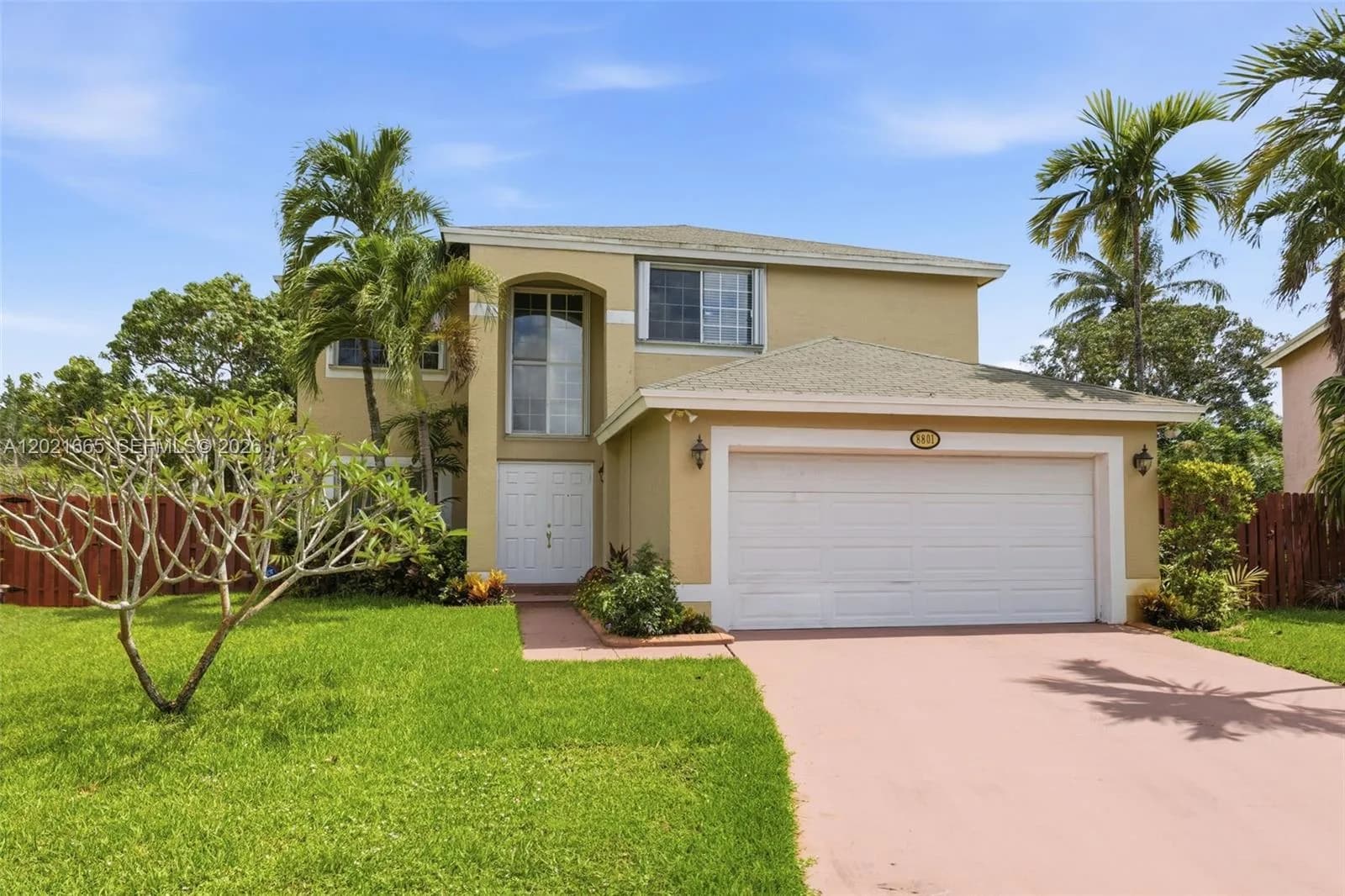 8801 SW 9th Ct, Pembroke Pines, FL 33025