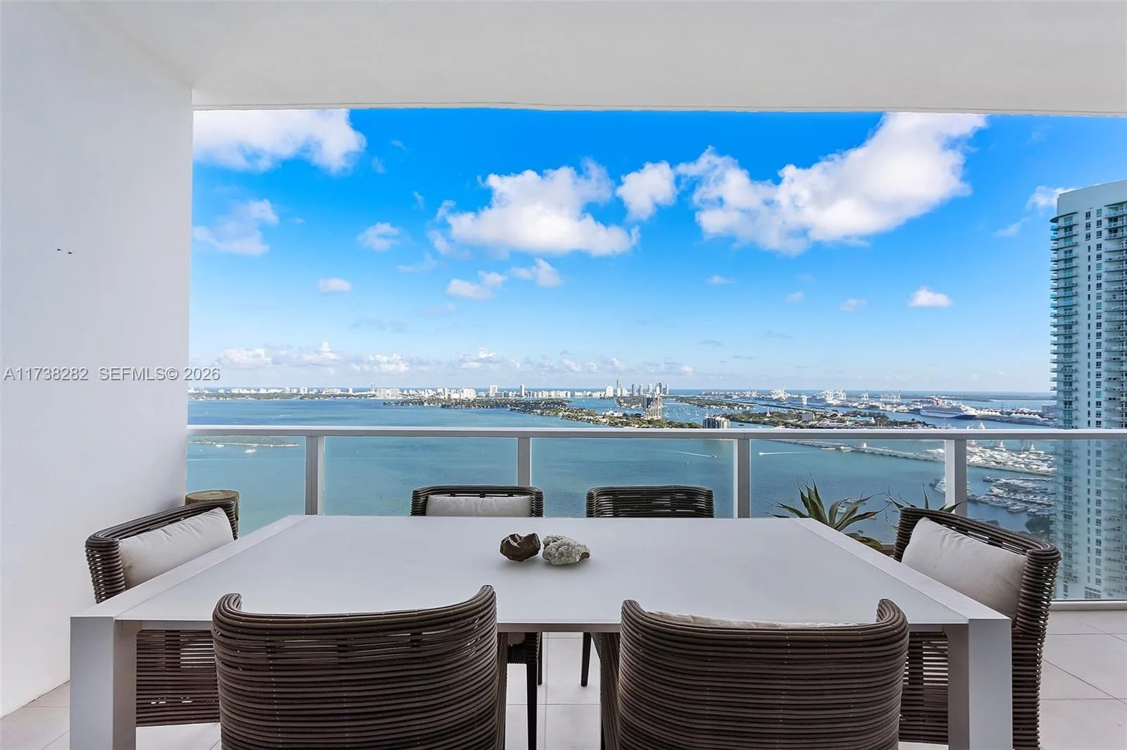 2020 N Bayshore Dr # 3307, Miami, FL 33137