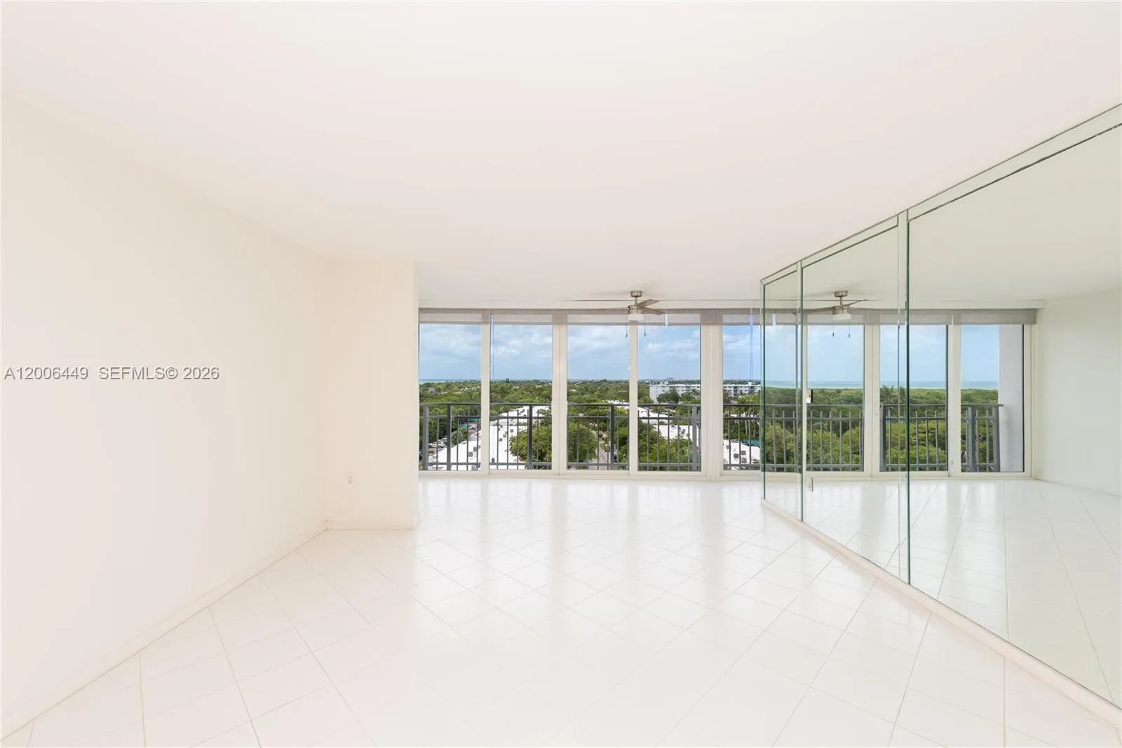 600 Grapetree Dr # 8FS, Key Biscayne, FL 33149