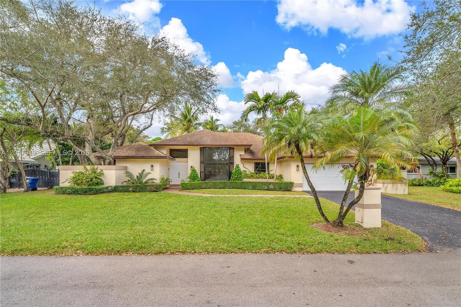 10330 SW 58th Ct, Pinecrest, FL 33156