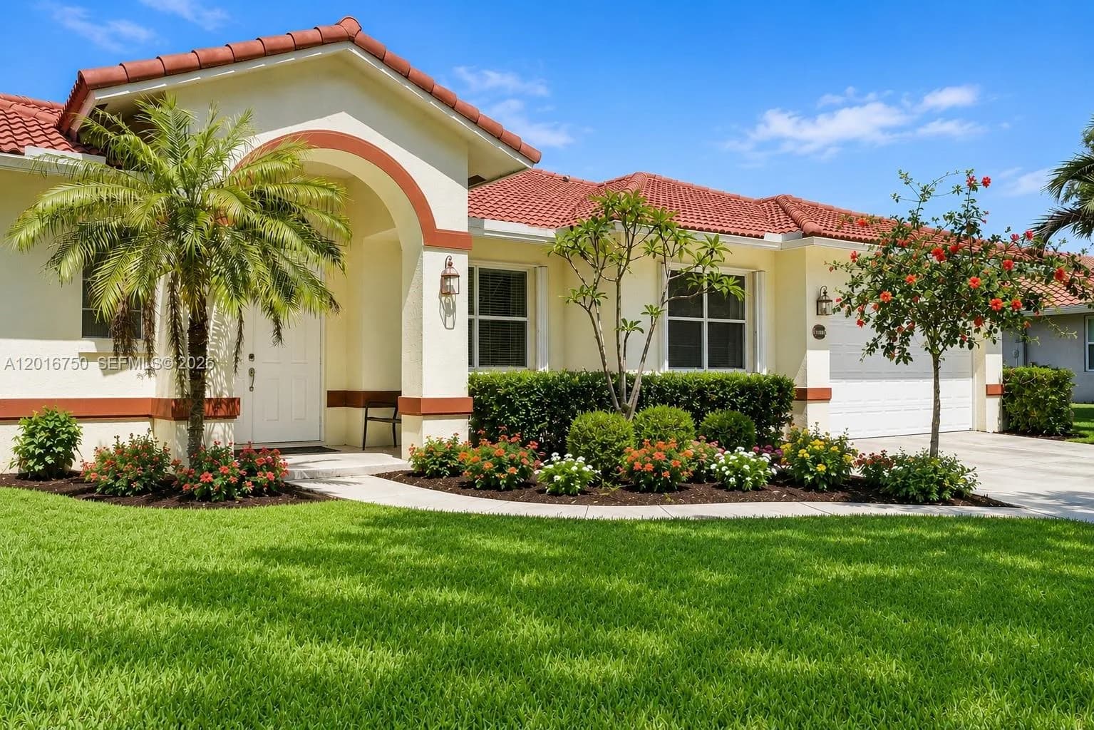 4401 SW 74th Ter, Davie, FL 33314