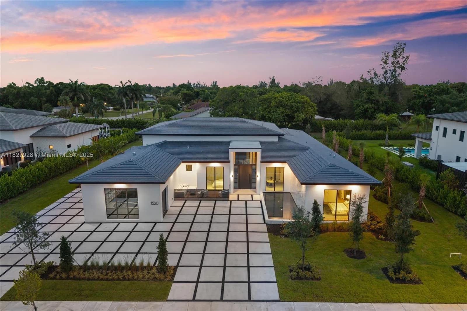 1520 SW 149th Ter, Davie, FL 33326