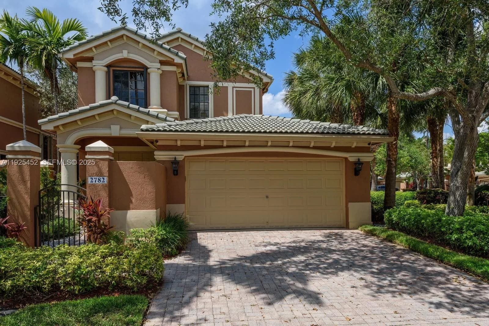 2782 Kinsington Cir # 25-4, Weston, FL 33332