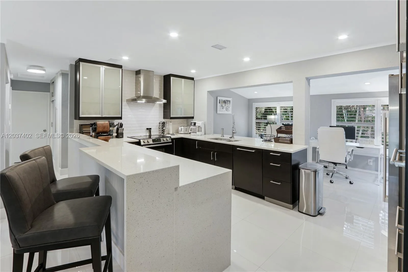 424 NE 27th Dr, Wilton Manors, FL 33334