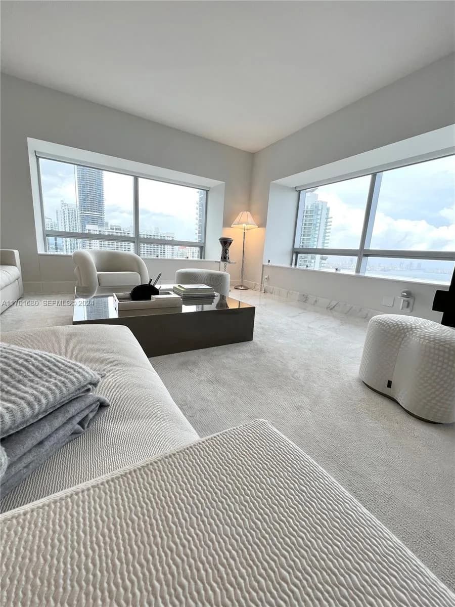 1435 Brickell Ave # 3307, Miami, FL 33131