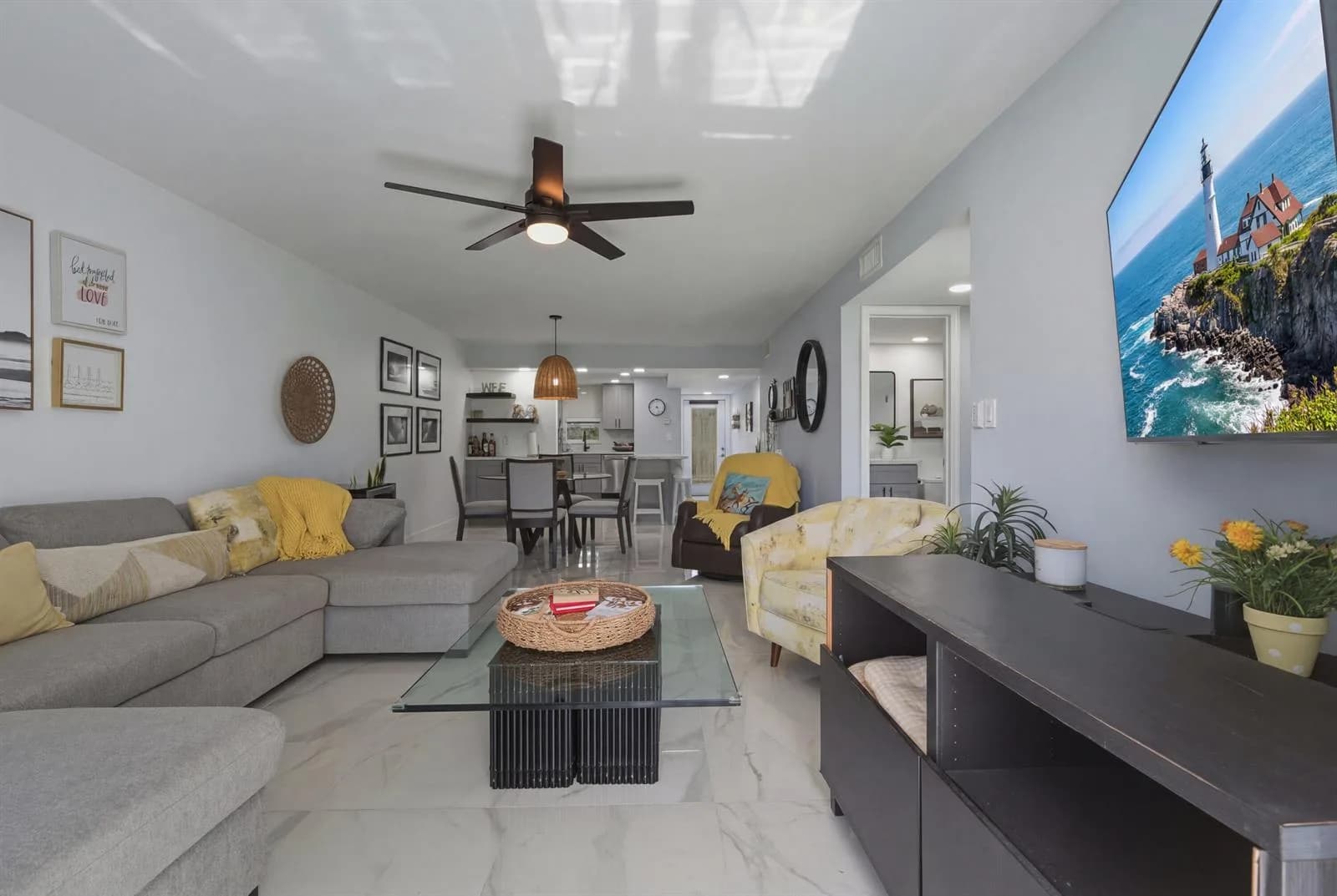 9823 S Hollybrook Lake Drive # 104, Pembroke Pines, FL 33025