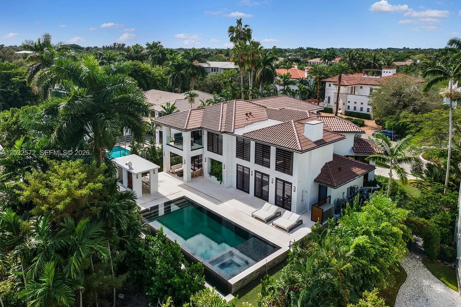 199 Caoba Ct, Coral Gables, FL 33143