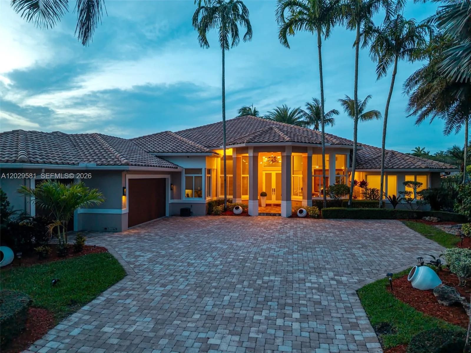 2458 Provence Ct, Weston, FL 33327