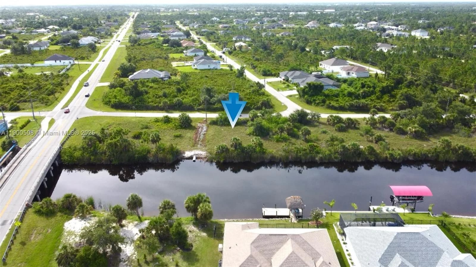 8584 Santa Cruz Dr, Port Charlotte, FL 33981