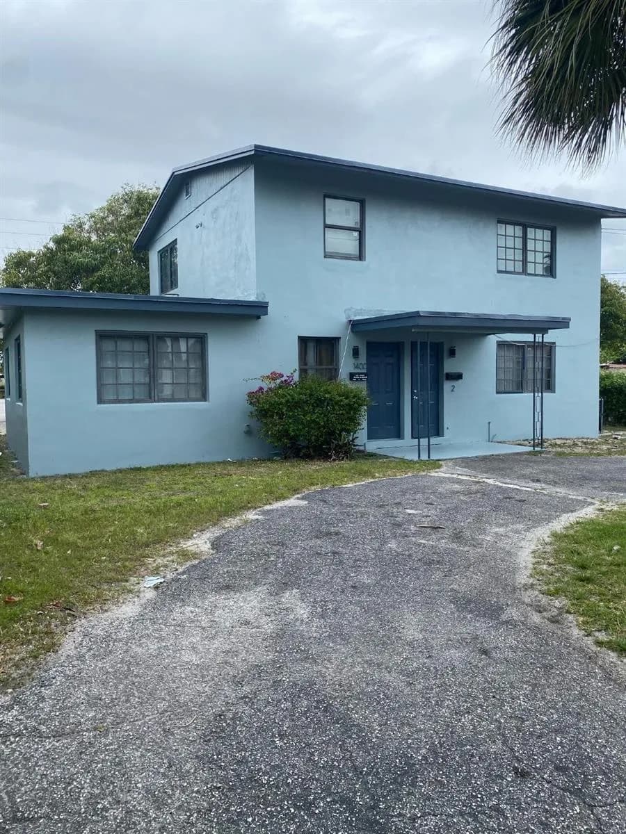 1400 W 28th Street # 1, Riviera Beach, FL 33404