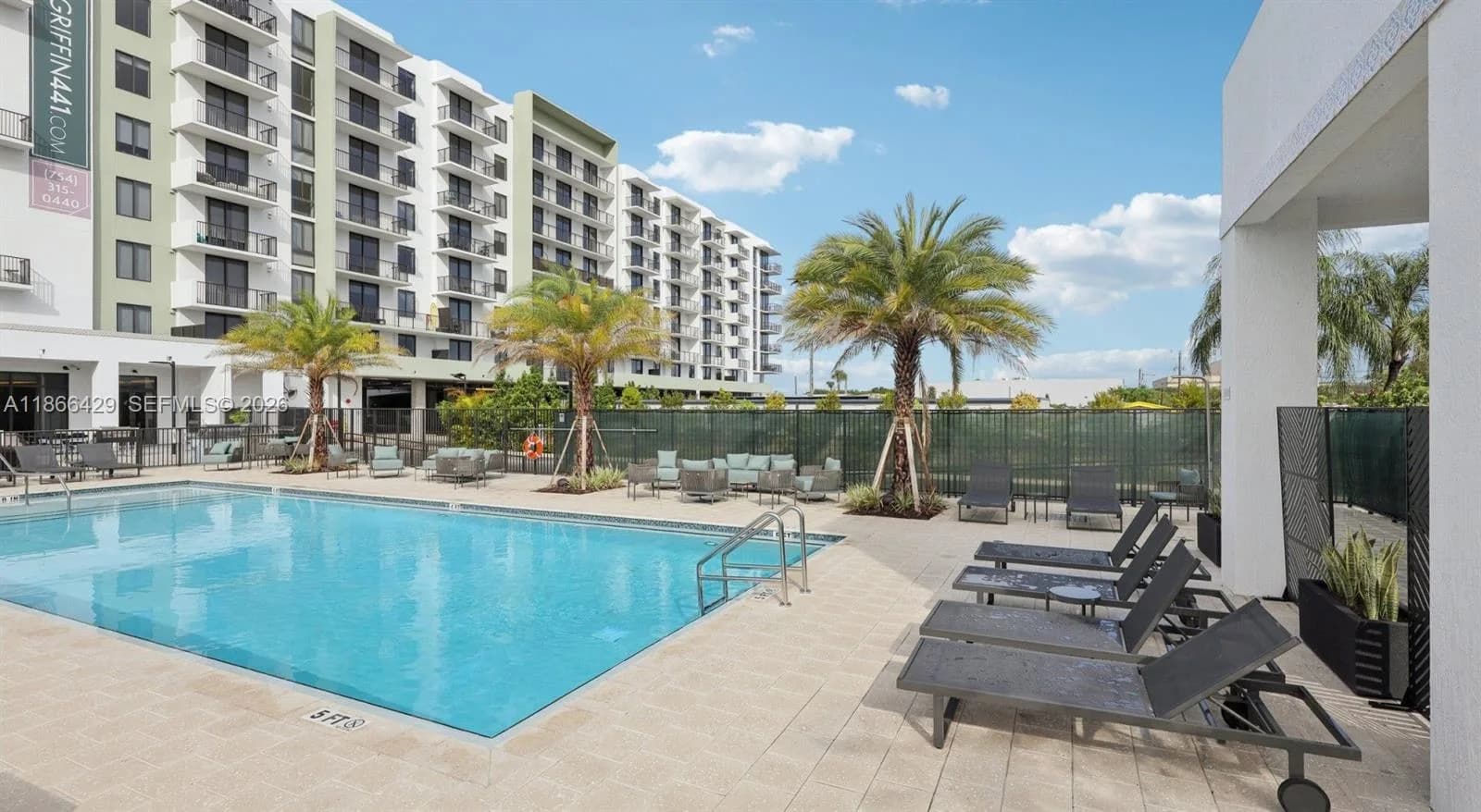 4465 Griffin Road # A1E, Davie, FL 33314